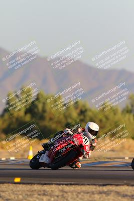 media/Nov-19-2023-CVMA (Sun) [[1f3d1b7ccb]]/Race 18 Supersport Middleweight/